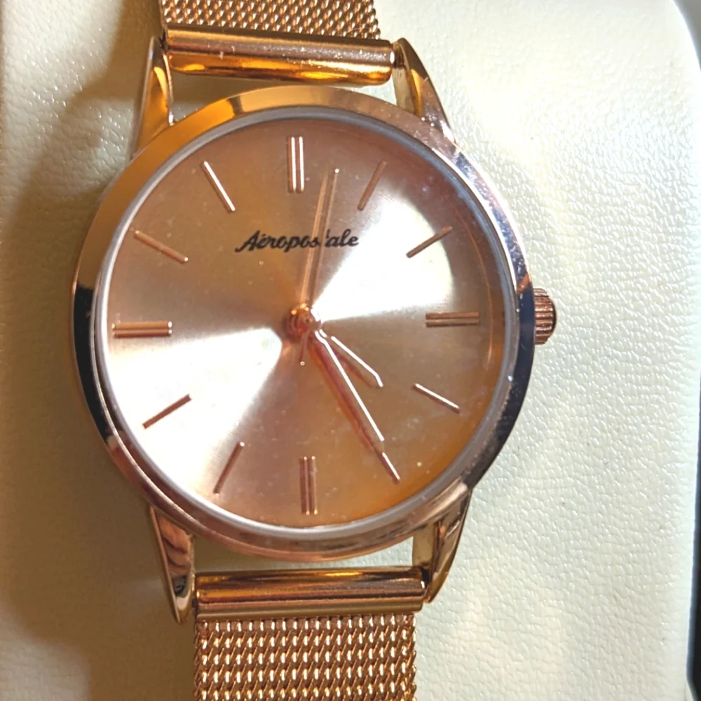 Aeropostale Rose Gold Watch & Bracelet Set –‎ Gift Box (Battery Included)